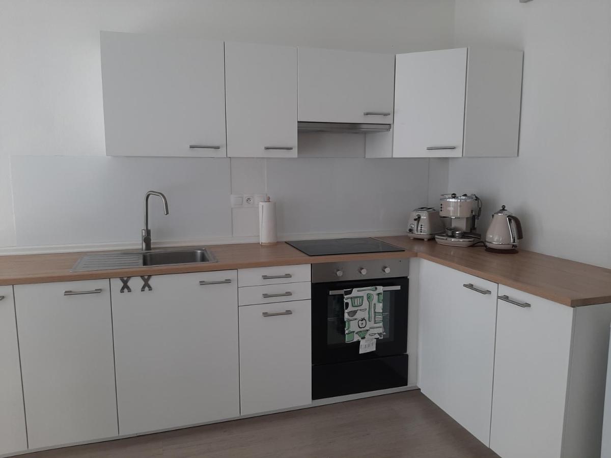 Apartman Pri Jazere - Slnecne Jazera Juh Apartment Сенец Екстериор снимка